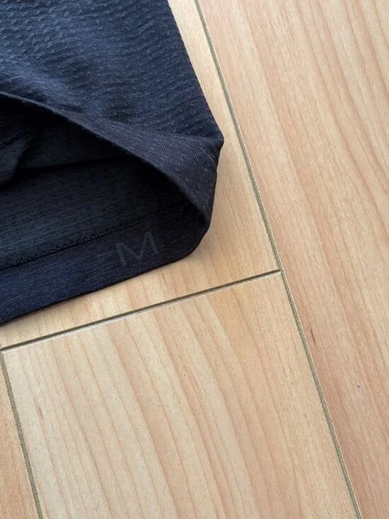 lululemon Metal Vent Tech SS Tee - Picture 3 of 4